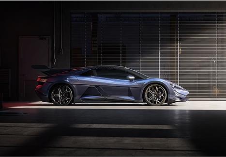 Butterfly Doors & Sculpted Lines – Futuristic Design Meets